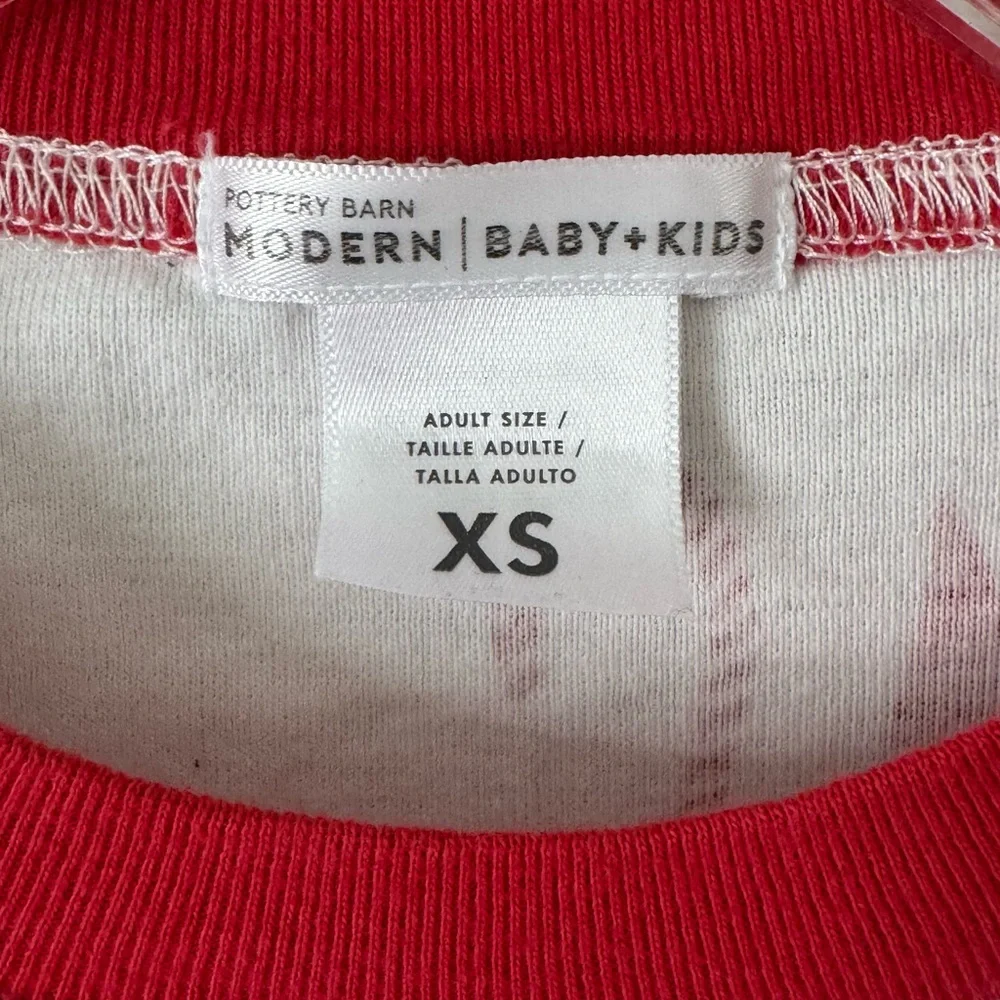 POTTERY BARN KIDS Santa White Red Pajamas Pants Shirt Set Adult XS
